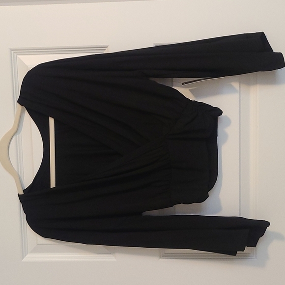 𝅺LULUS Black wrap blouse Small New w/tags - Picture 1 of 4